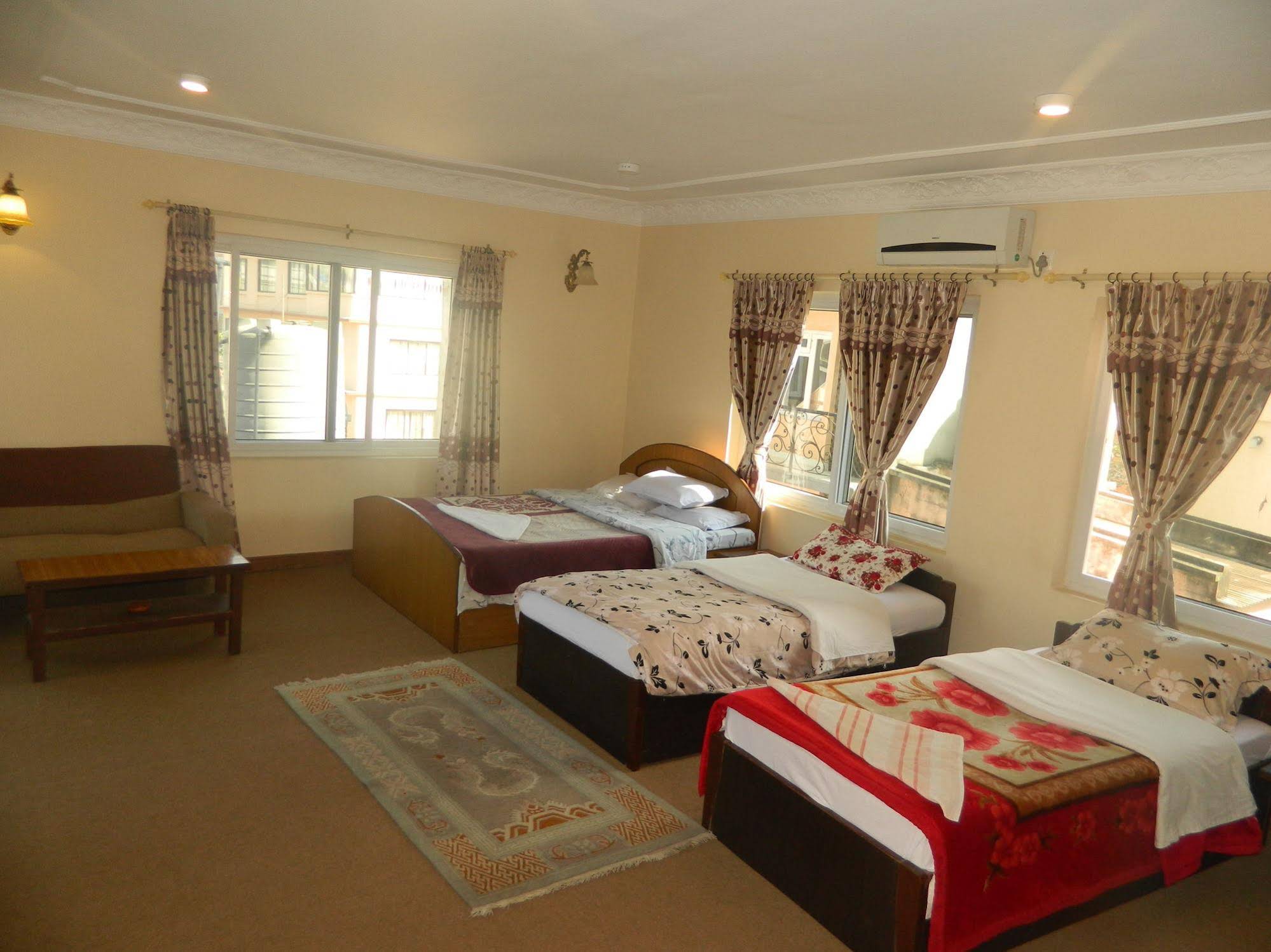 Om Tara Guest House