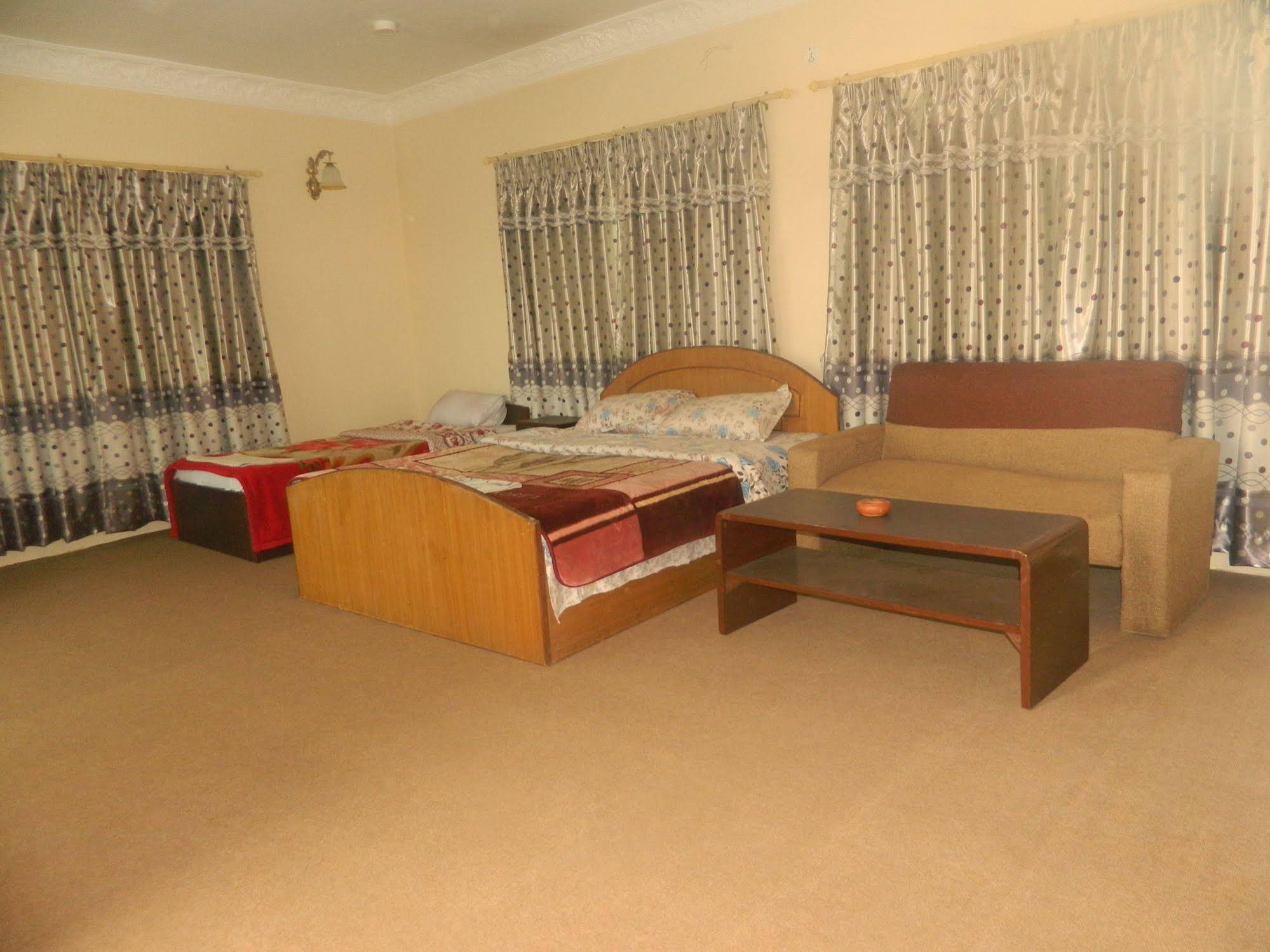 Om Tara Guest House