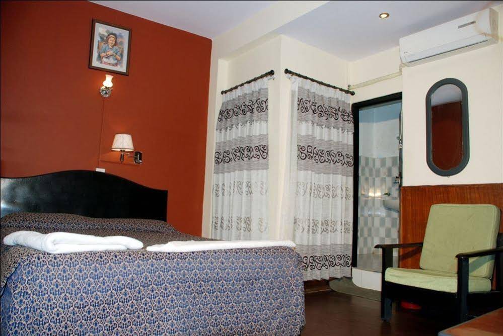 Peak Point Hotel