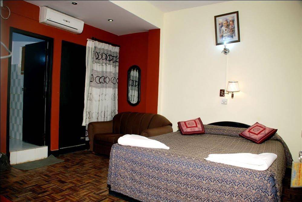Peak Point Hotel