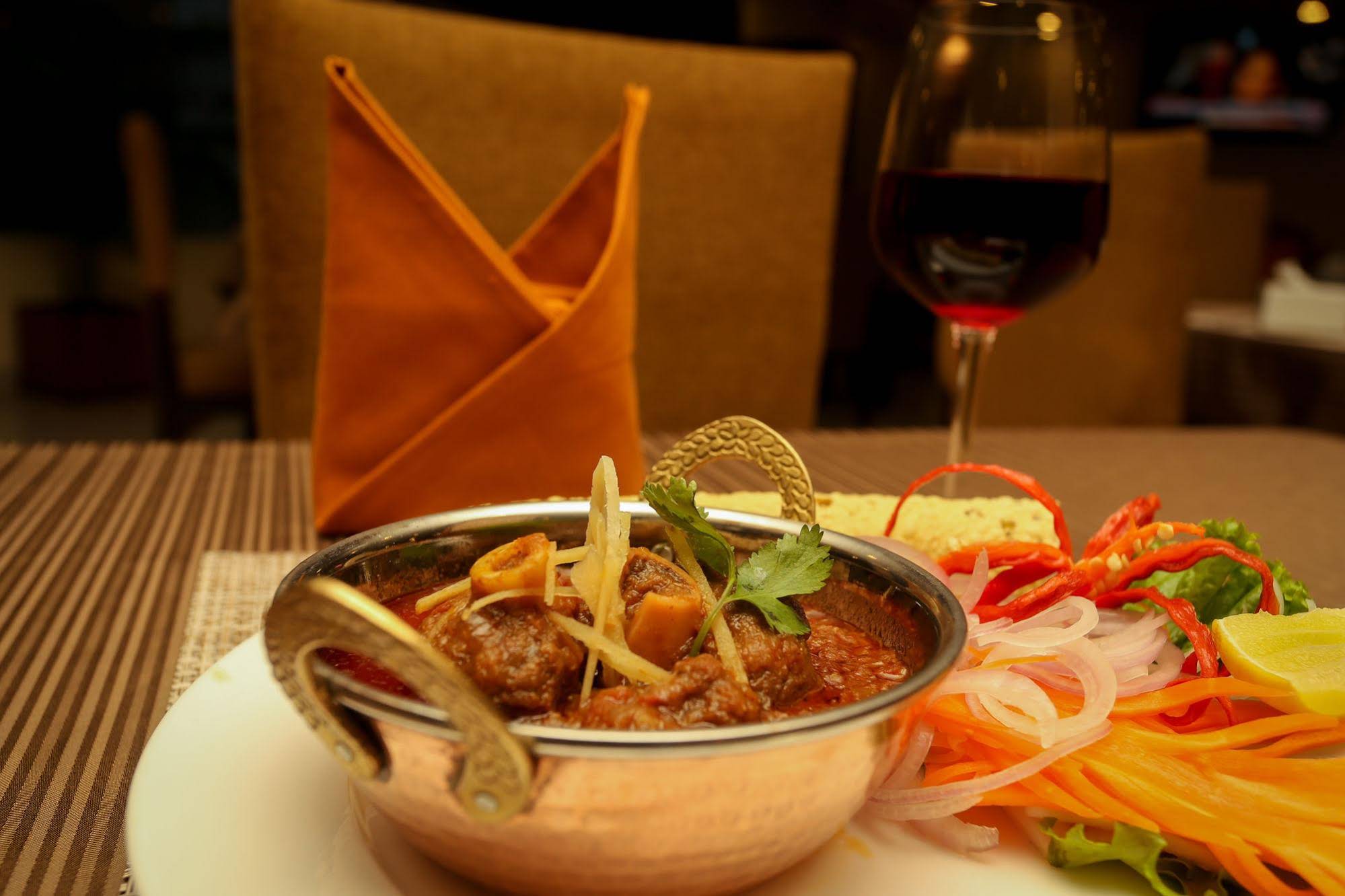 Yatri Suites & Spa