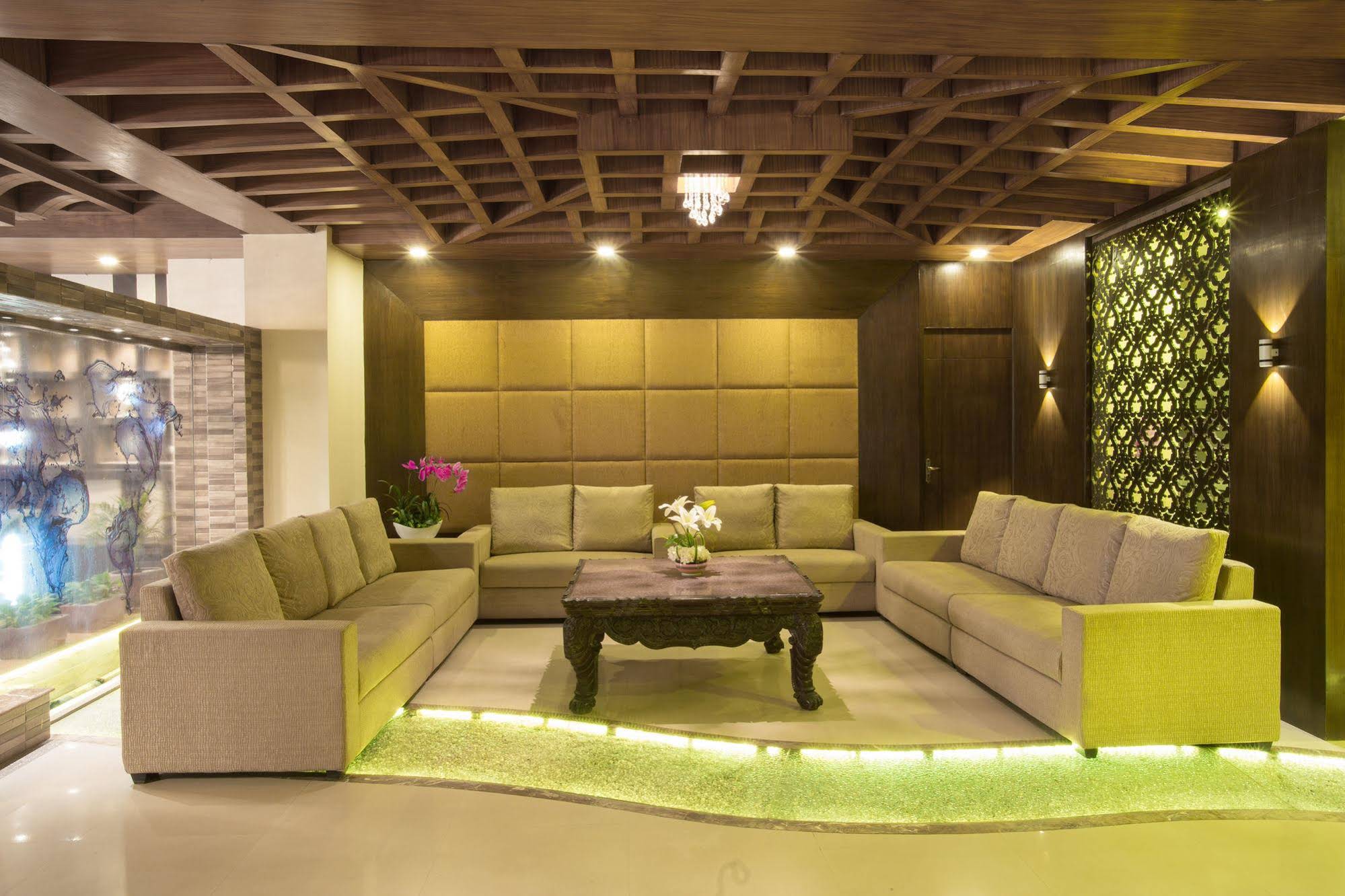 Yatri Suites & Spa