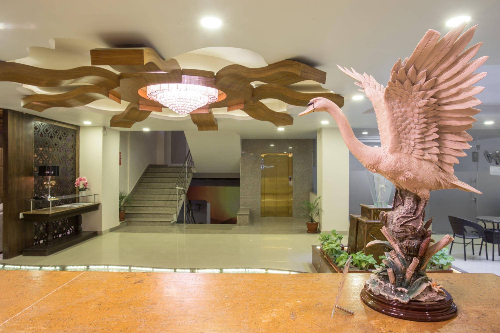 Yatri Suites & Spa