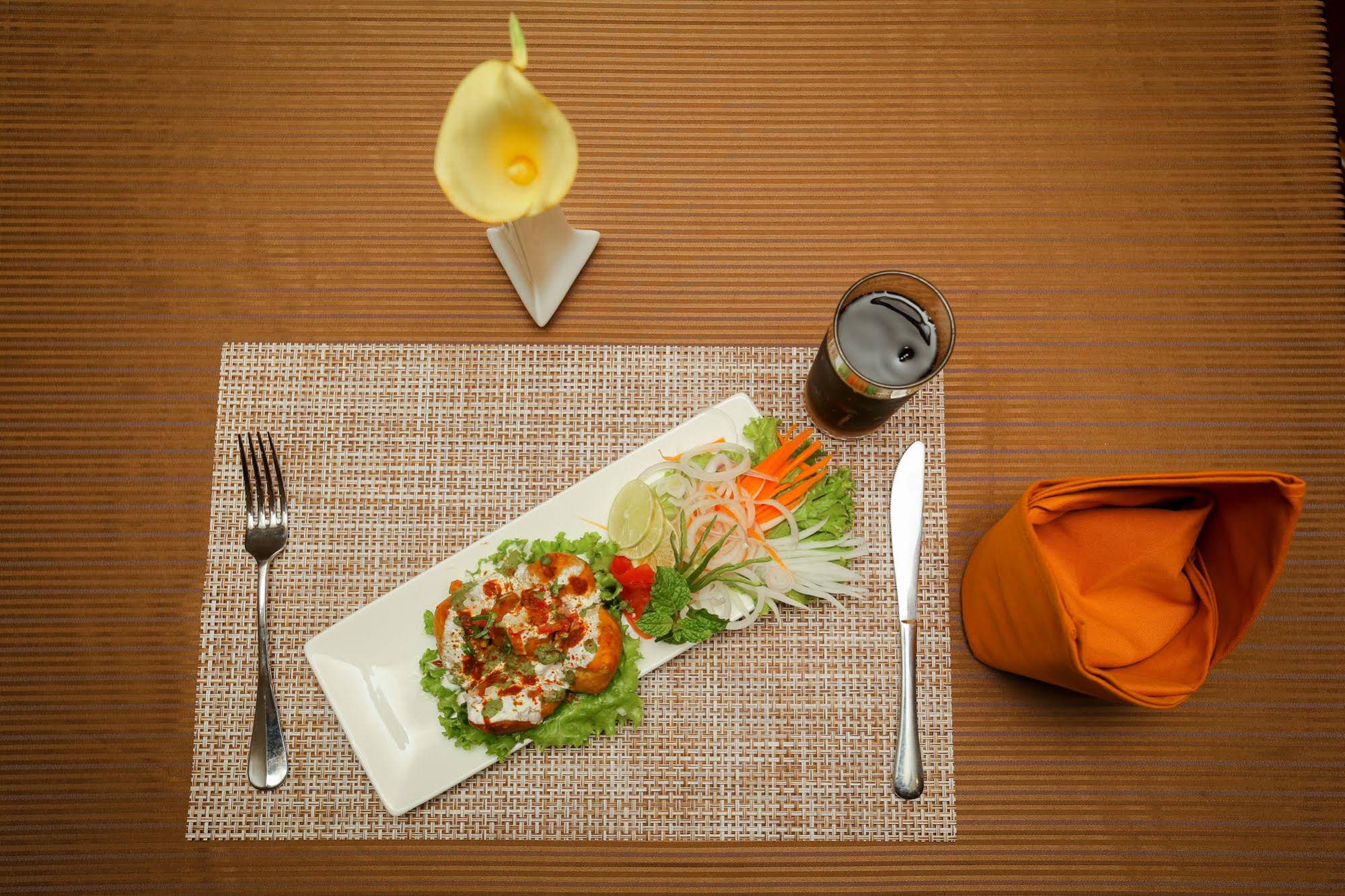 Yatri Suites & Spa