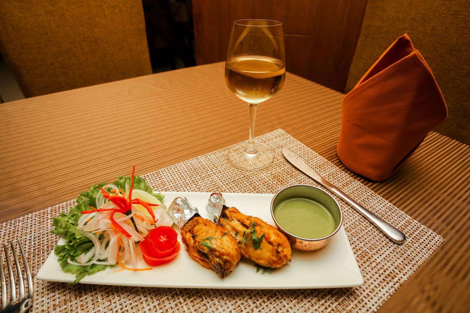 Yatri Suites & Spa