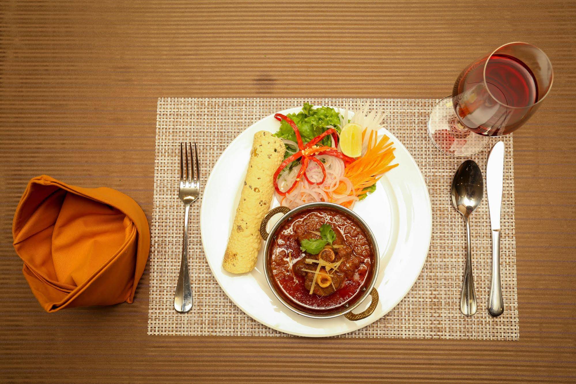 Yatri Suites & Spa