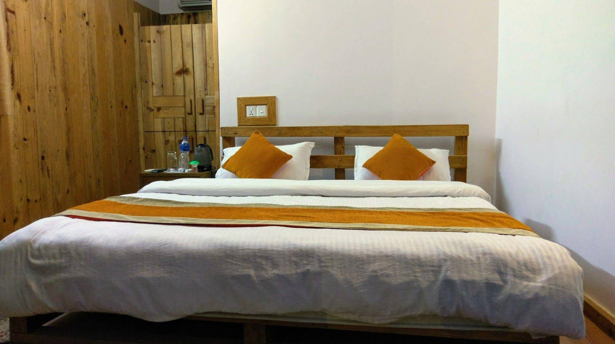 Gantavya Resort