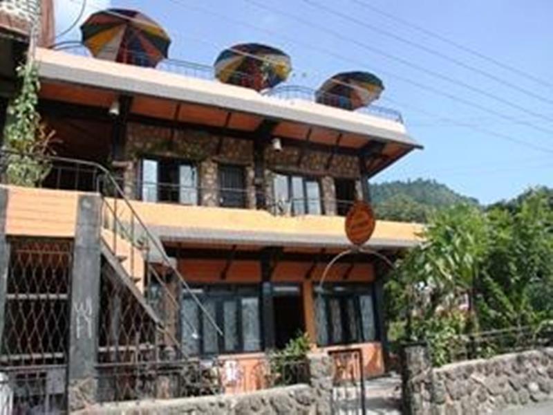 Hamlet Lodge