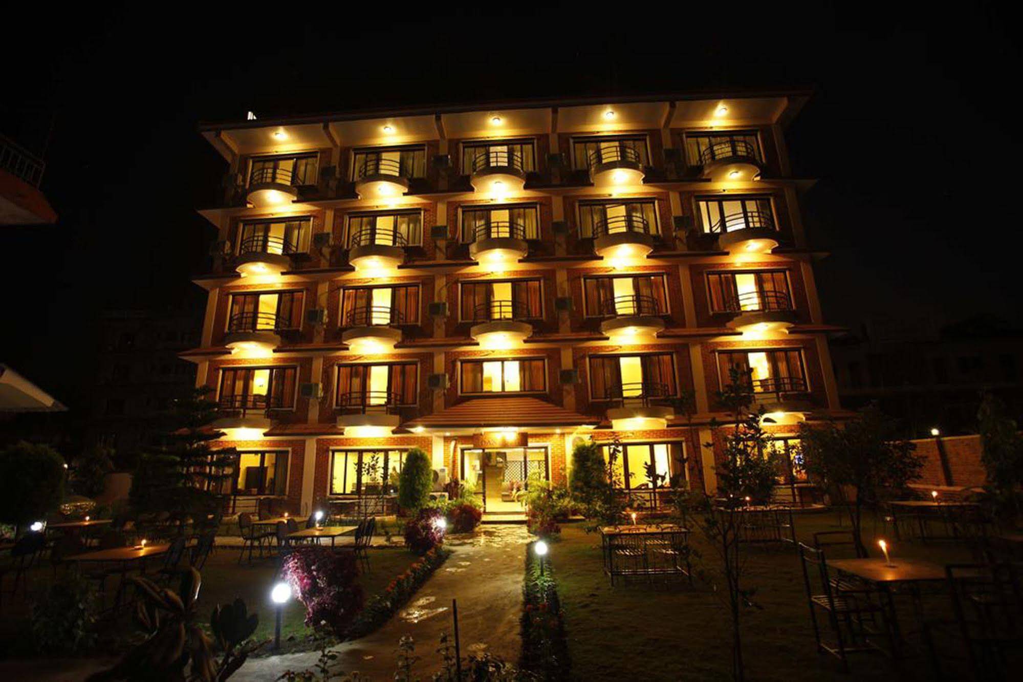 Hotel Dandelion