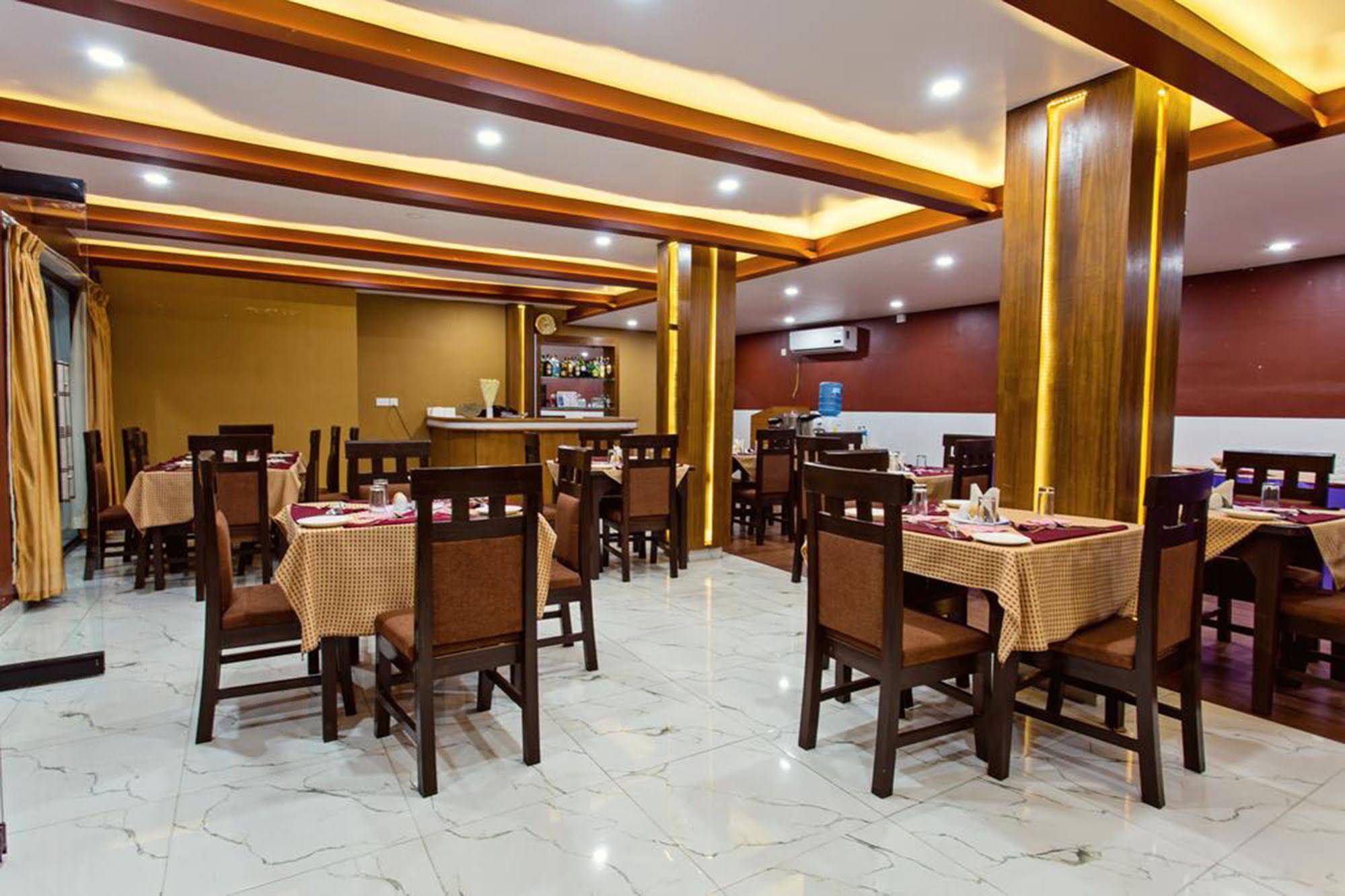 Hotel Dandelion