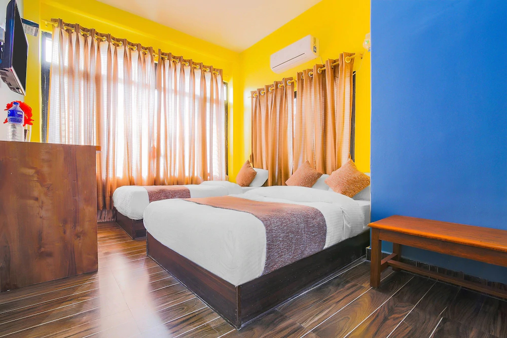 Hotel Sauraha Durbar by OYO Rooms