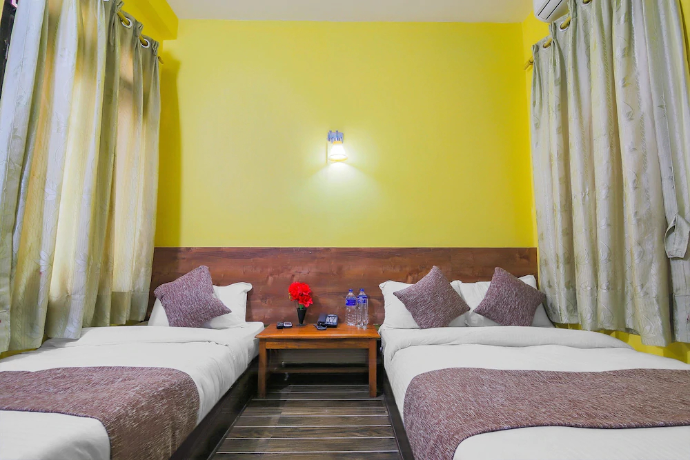 Hotel Sauraha Durbar by OYO Rooms