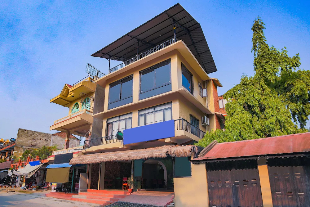 Hotel Sauraha Durbar by OYO Rooms