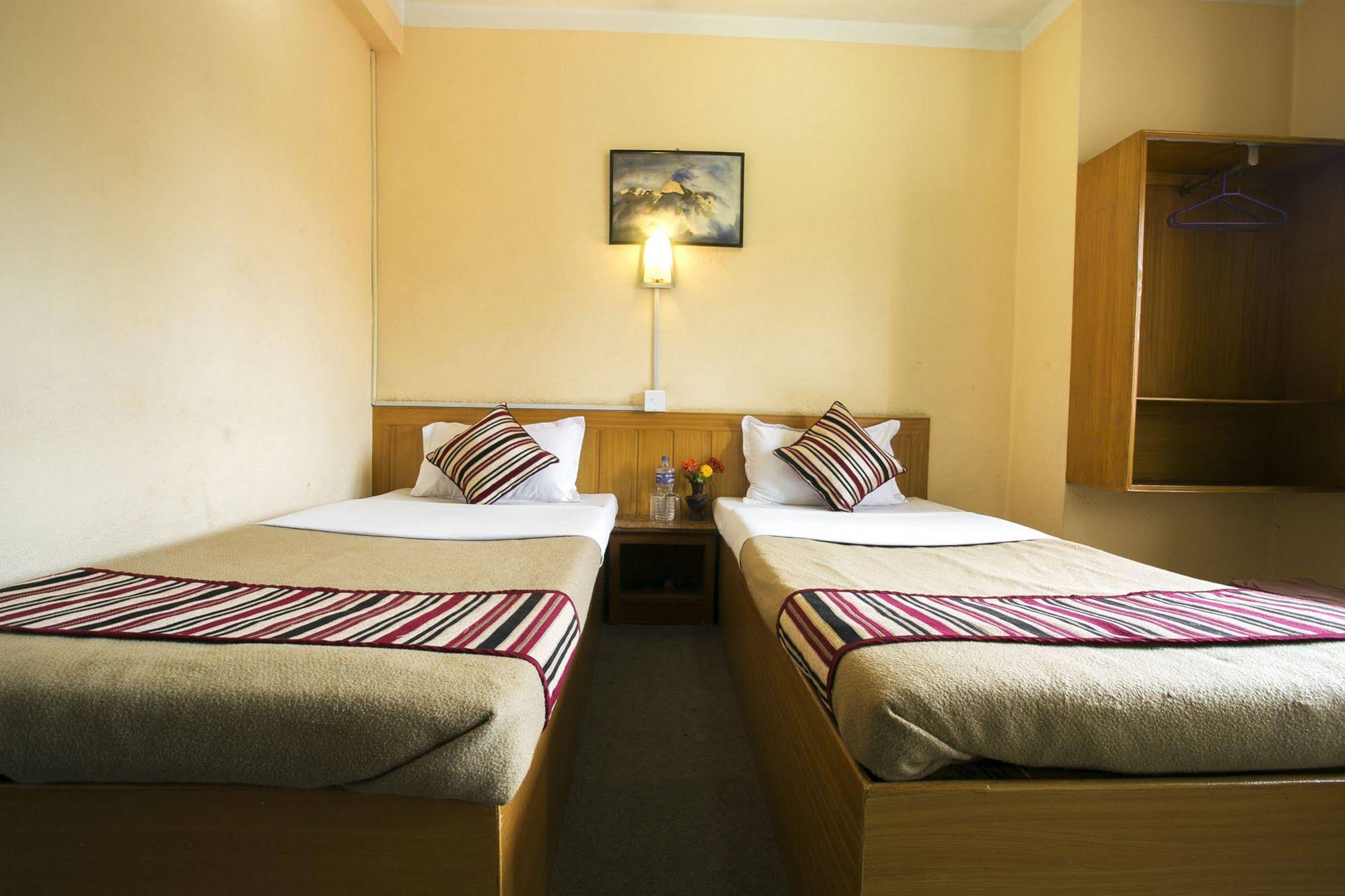 Sauraha Nana Hotel