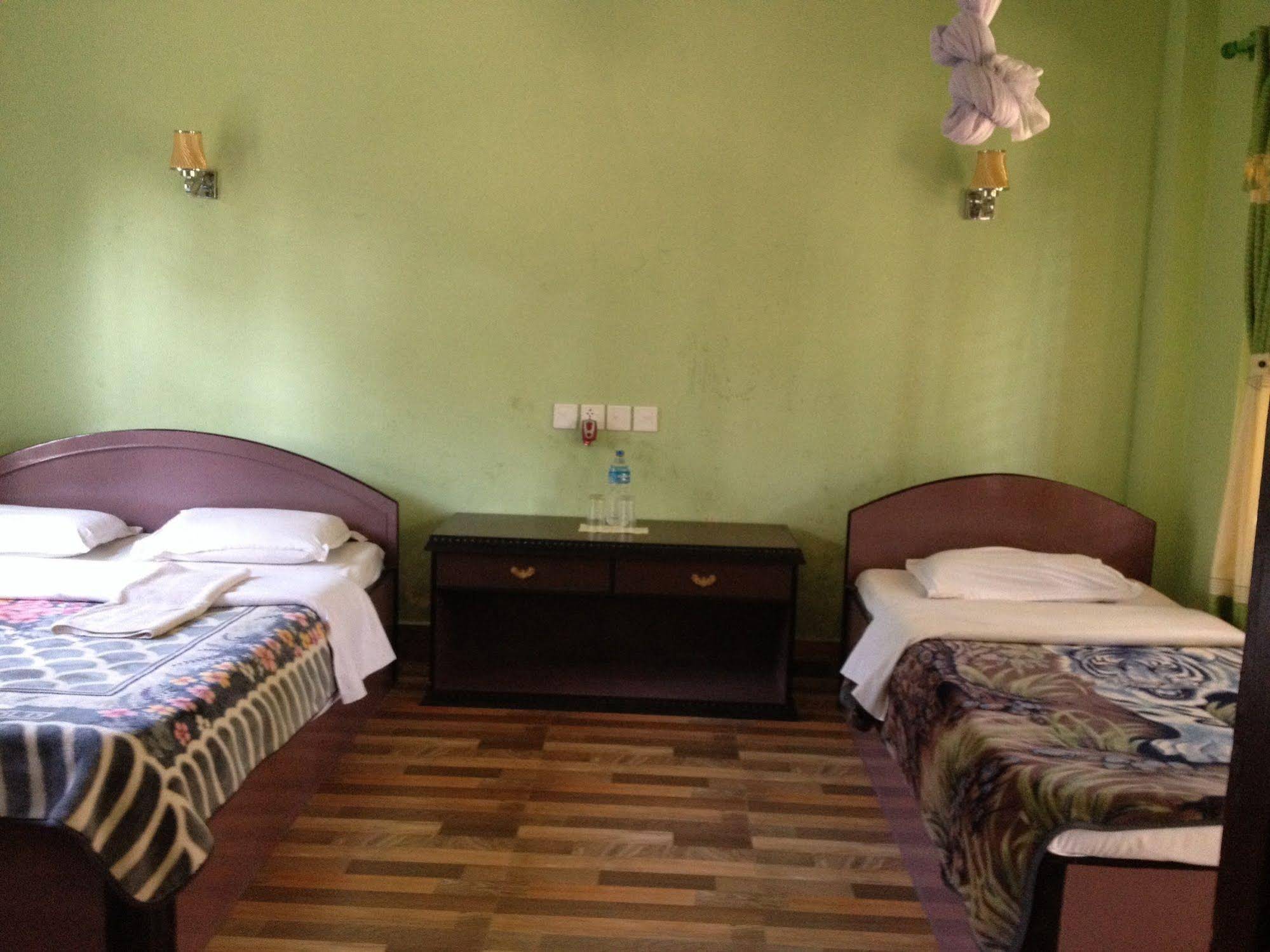 Sauraha Resort