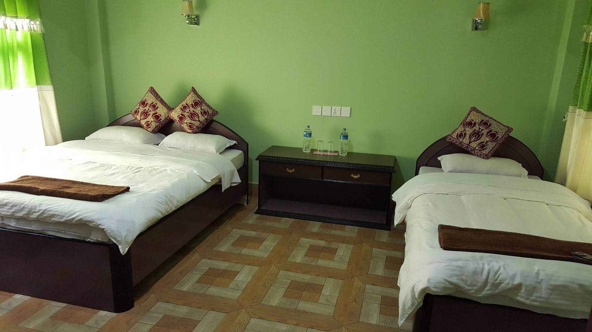Sauraha Resort