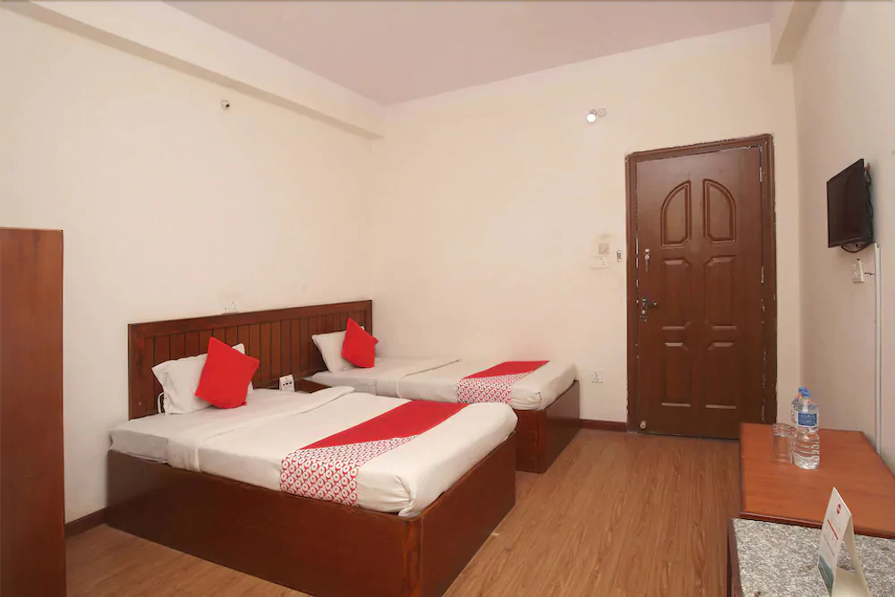 Hotel Gauri Shankar by OYO Rooms