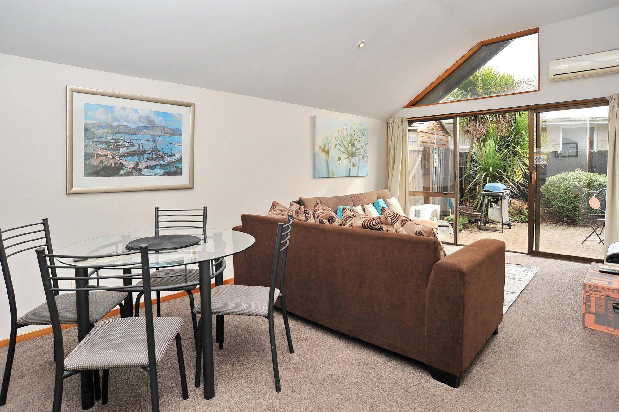 Gordon Villa 2 - Merivale