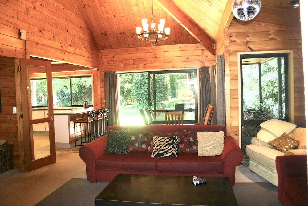 Walnut Grove Lodge