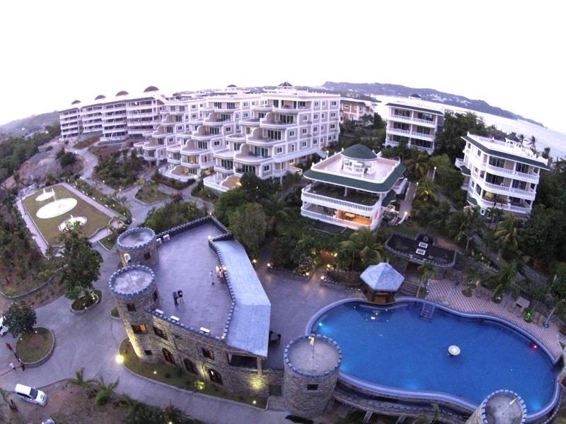 Lingganay Boracay Hotel Resort