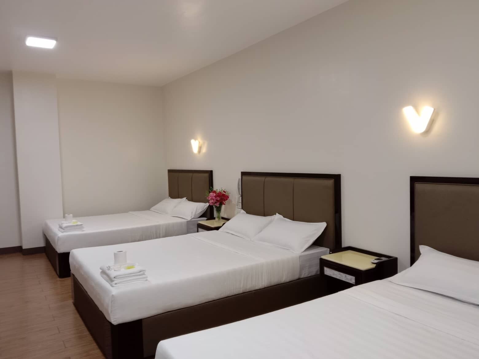 Meaco Royal Hotel- Lucena