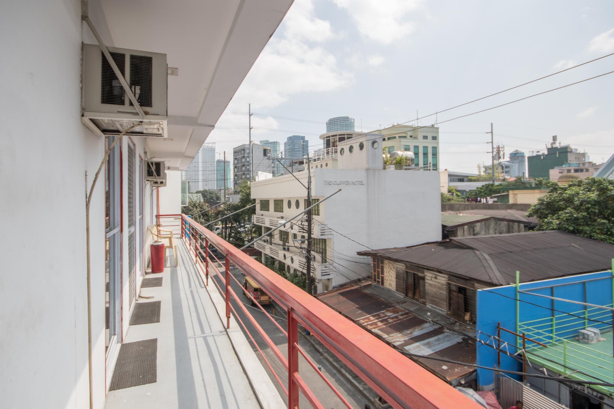 Lokal Hostel