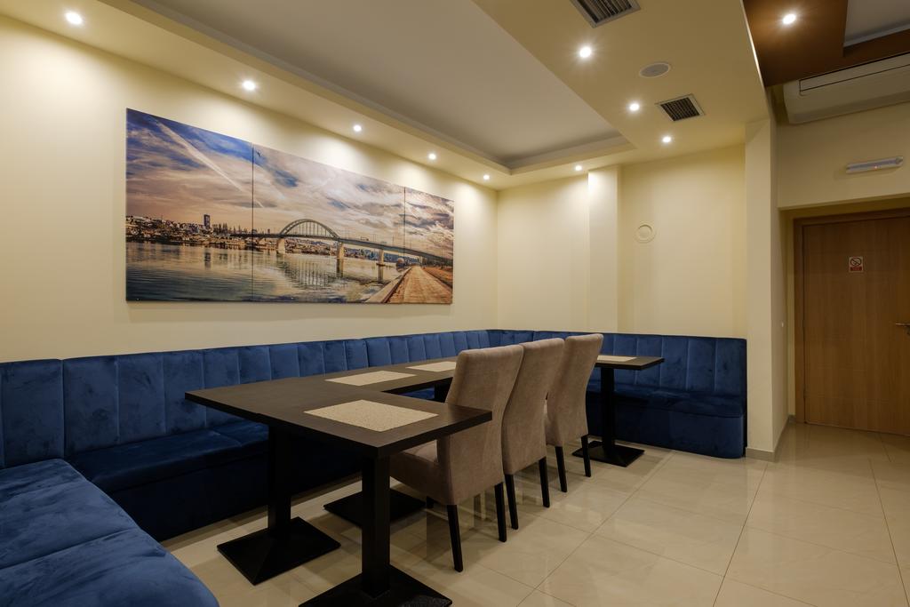 Airport Hotel