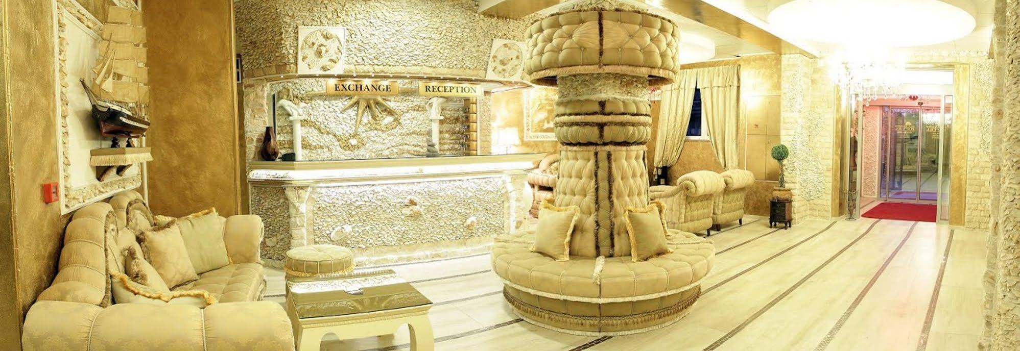 Bali Colosseum Hotel