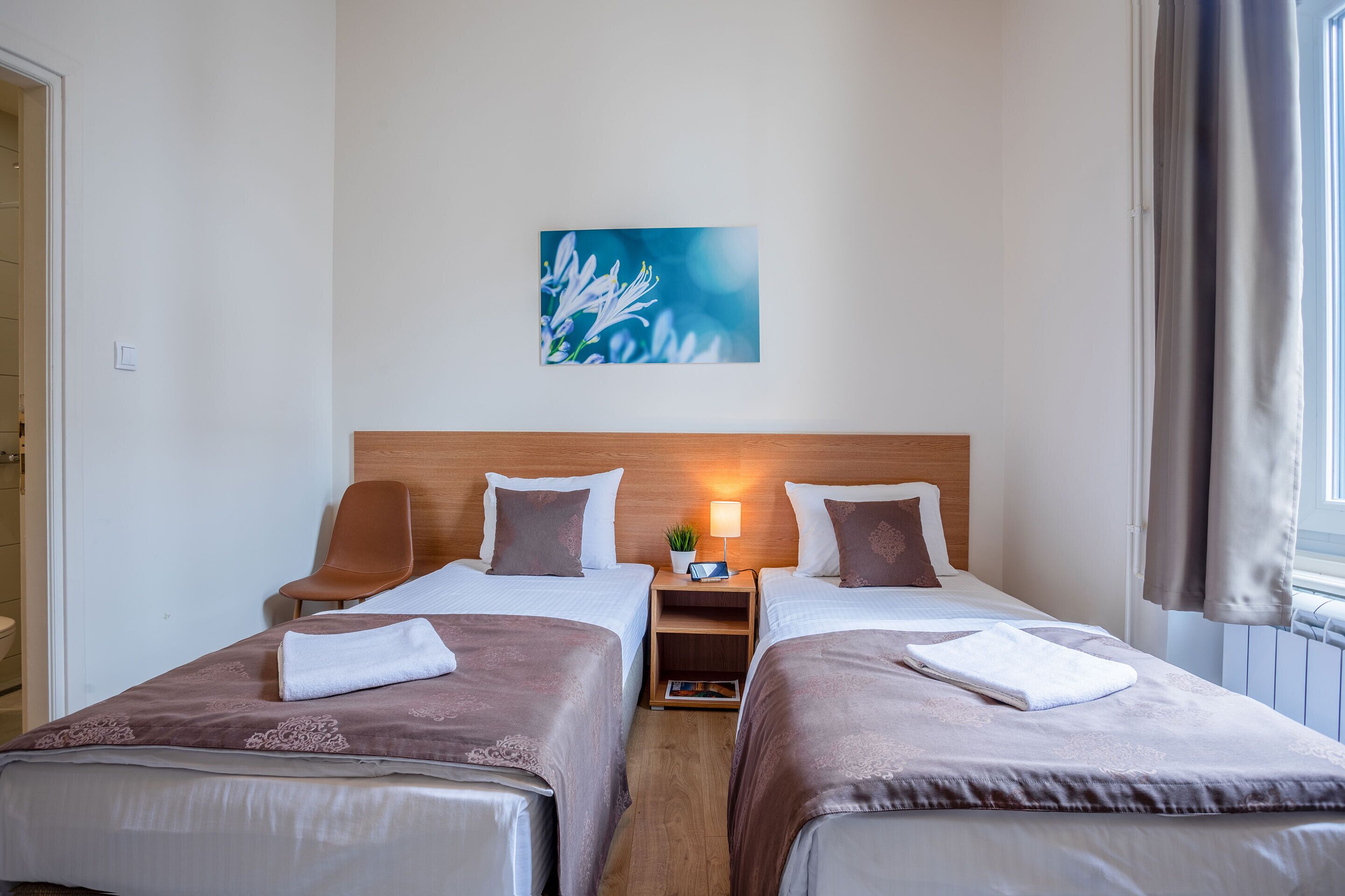 Booking En Suite