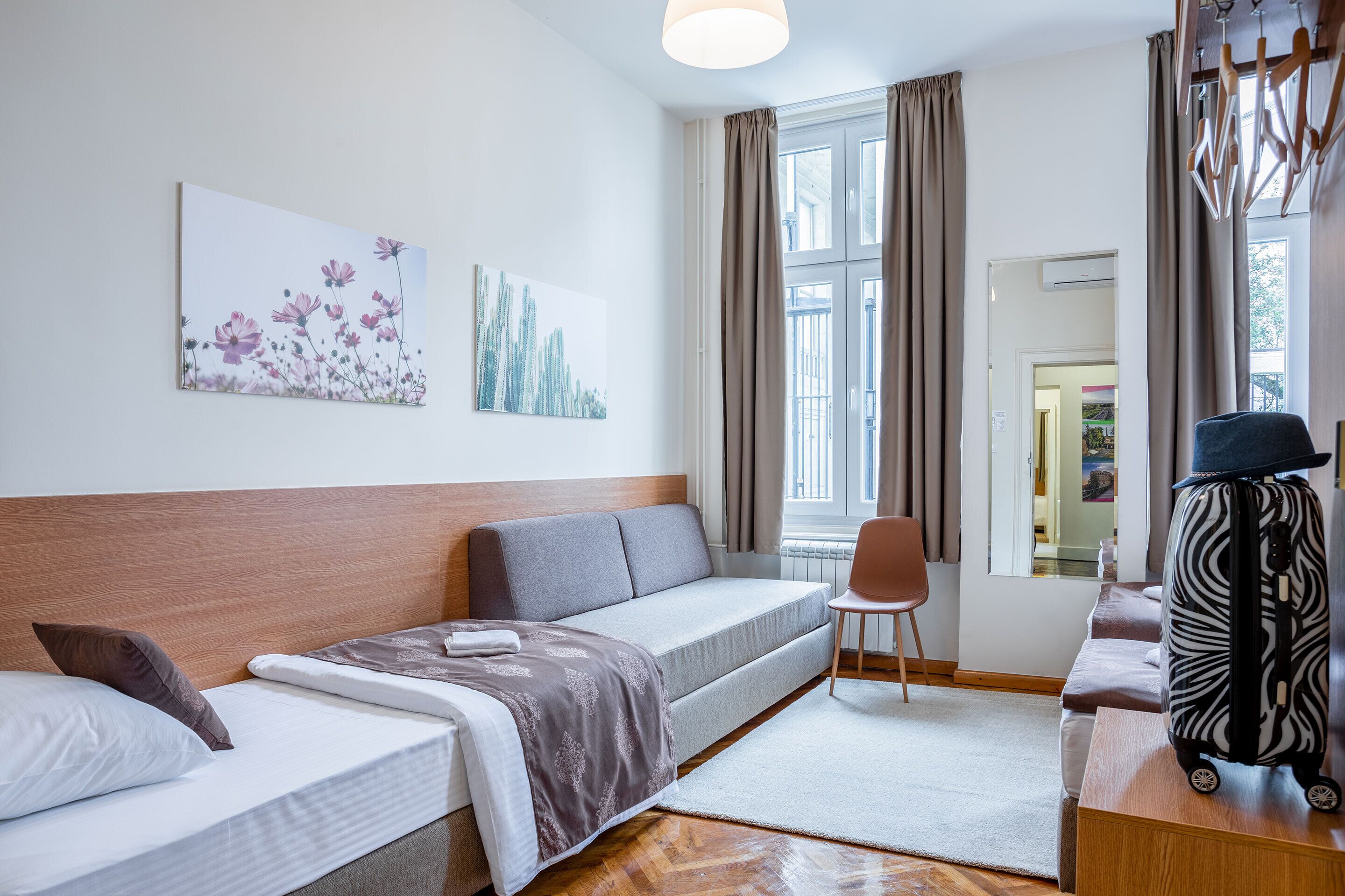 Booking En Suite