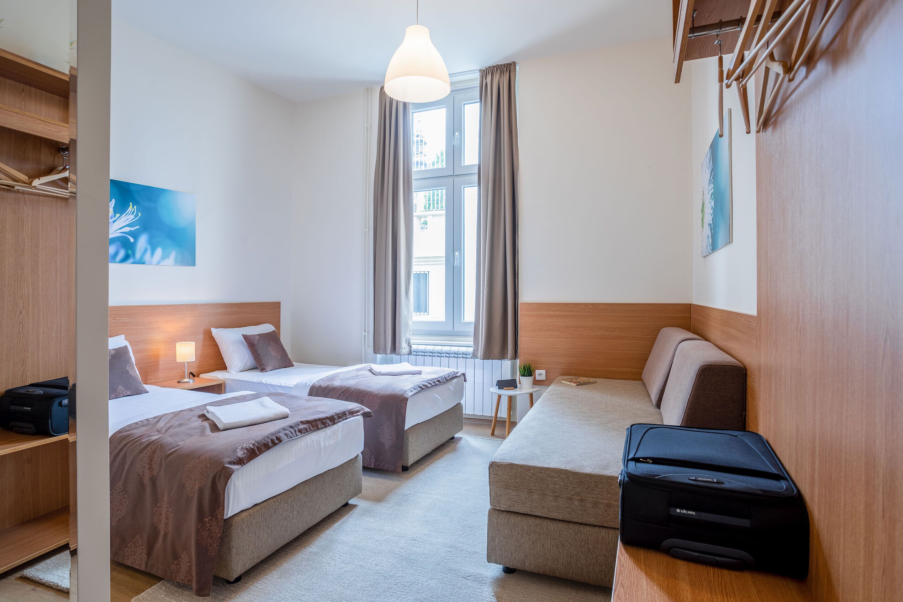 Booking En Suite