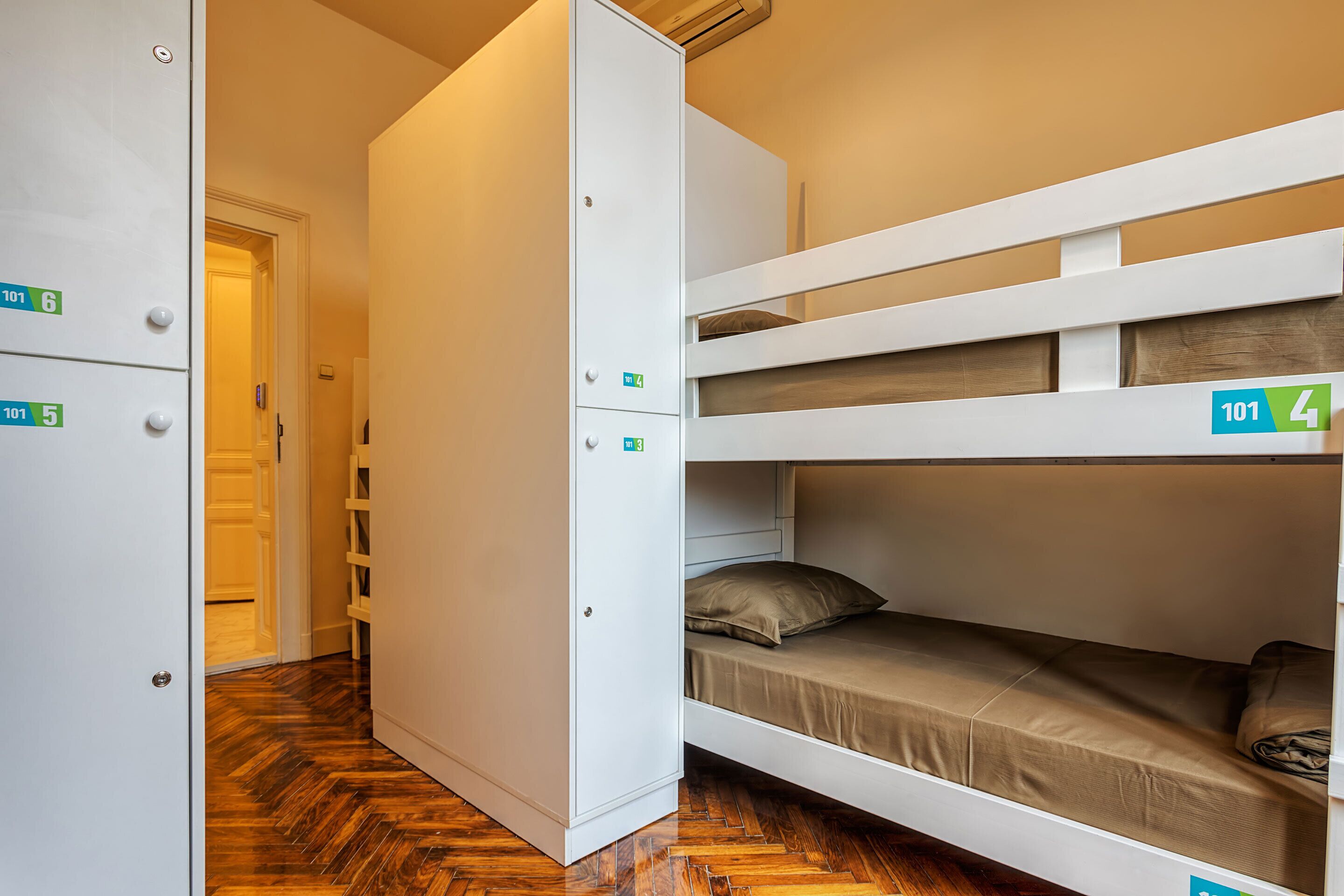 Booking En Suite