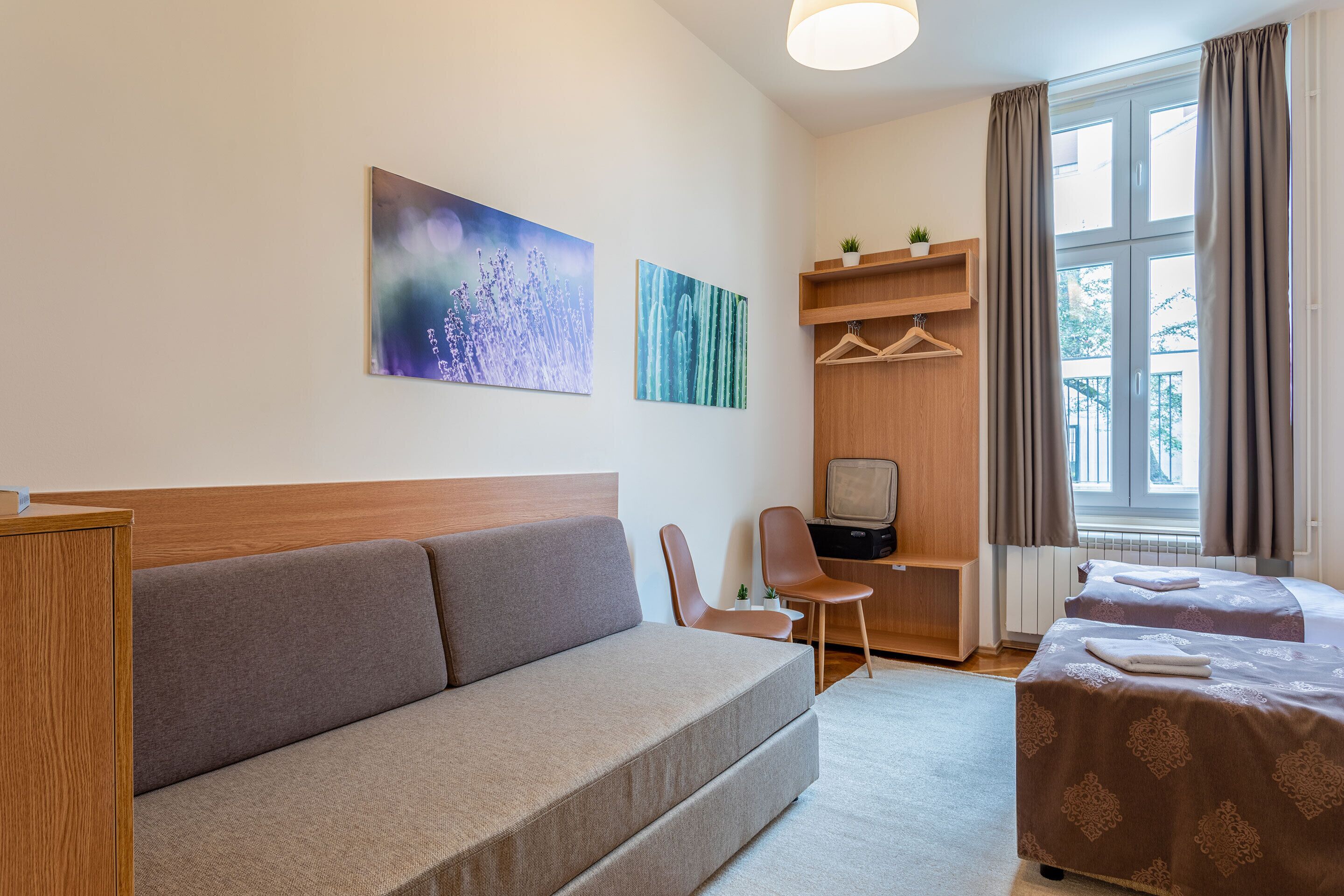 Booking En Suite
