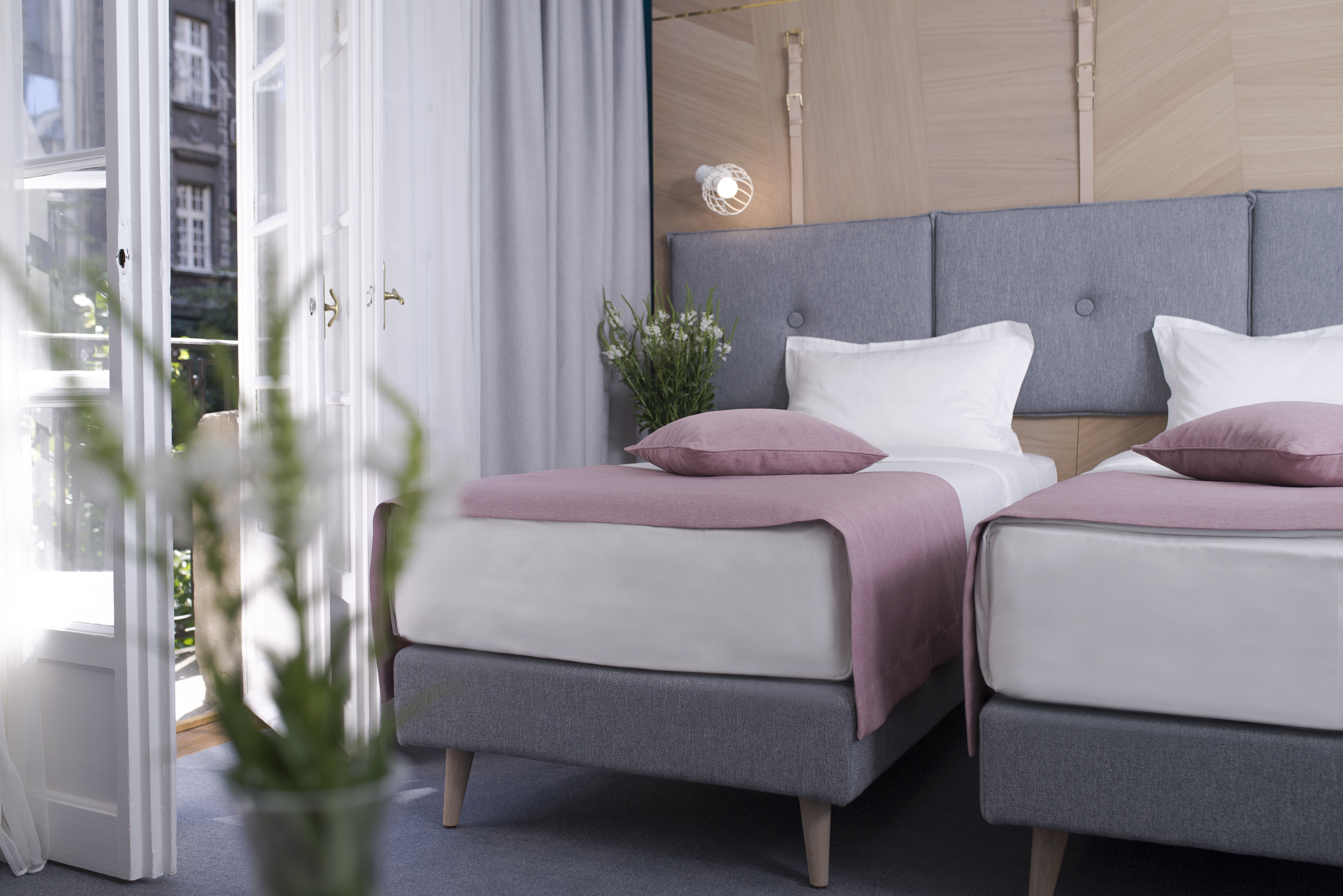 City Nest Modern & Cozy Suites