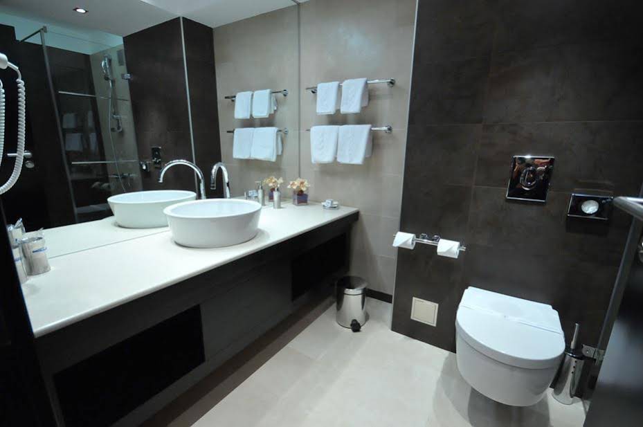 Hotel M