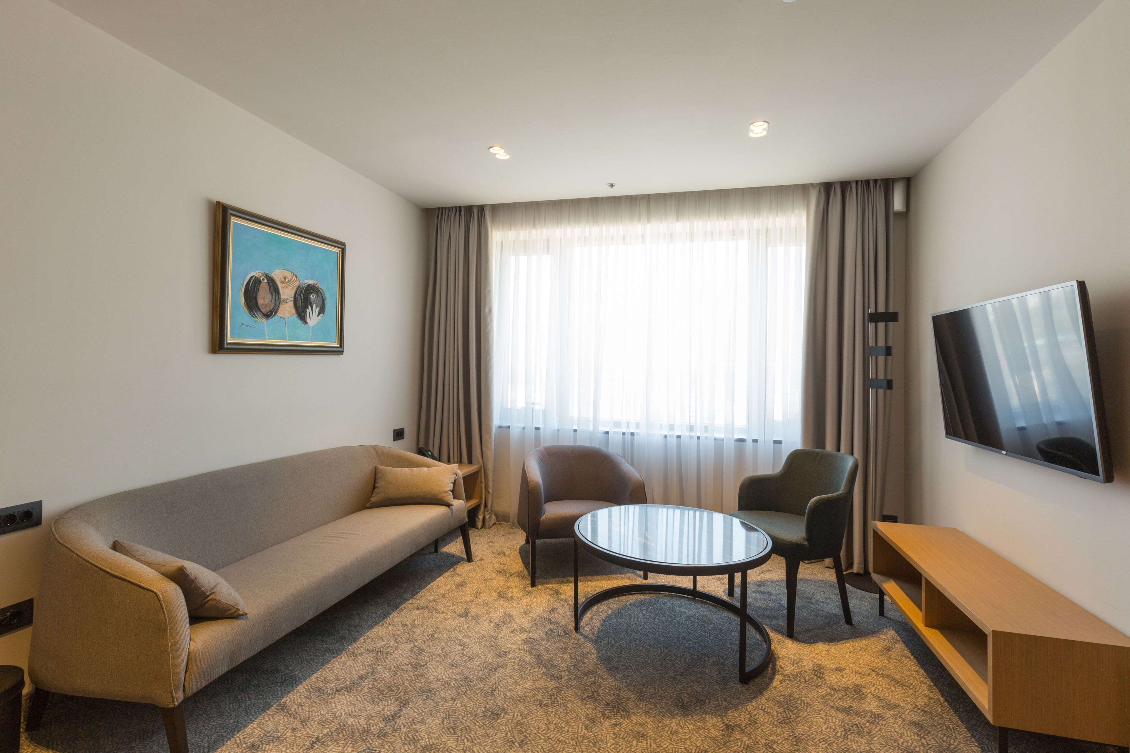Hotel Mona Plaza