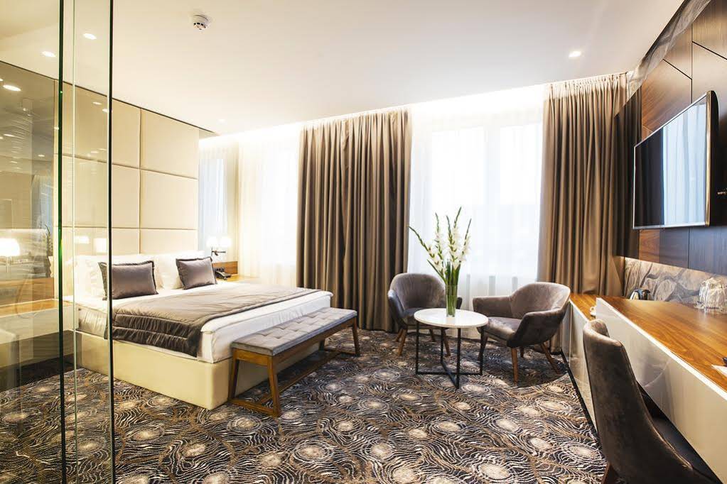 Sky hotel