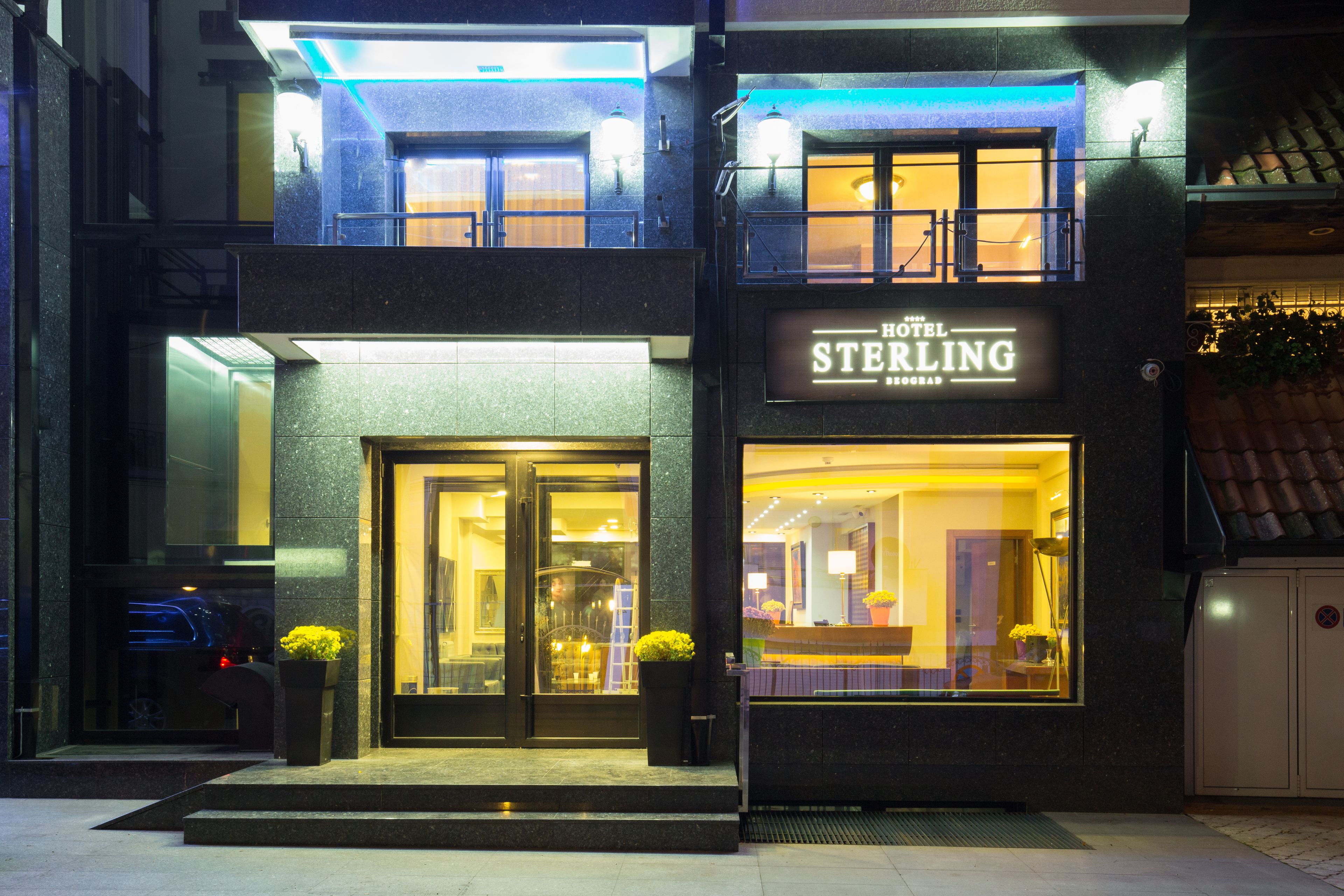 Sterling Hotel