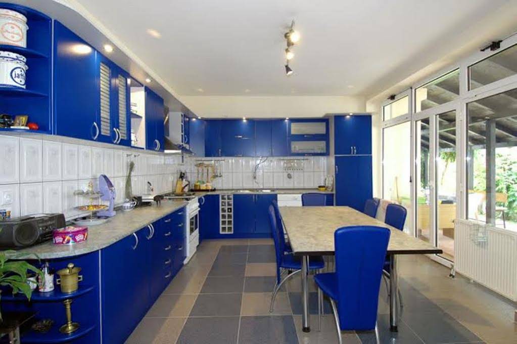 Hostel Podbara