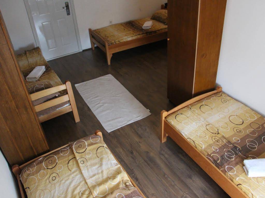 Hostel S