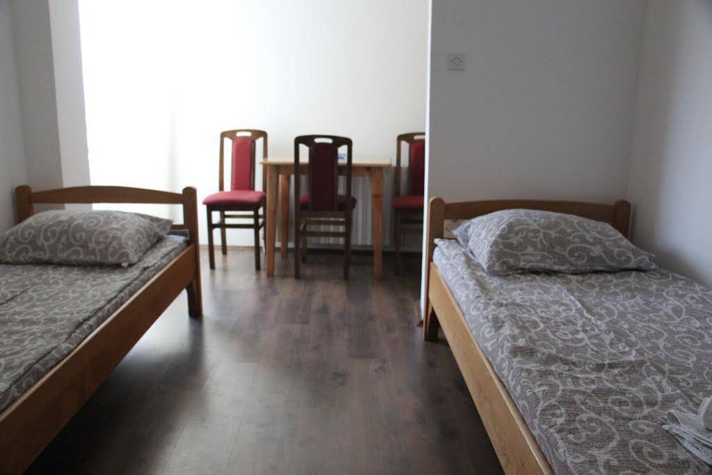 Hostel S