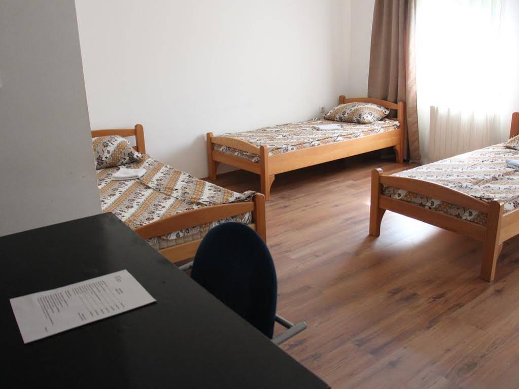 Hostel S