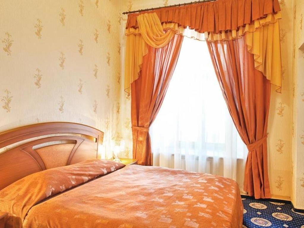 Postoyaly Dvor Rus