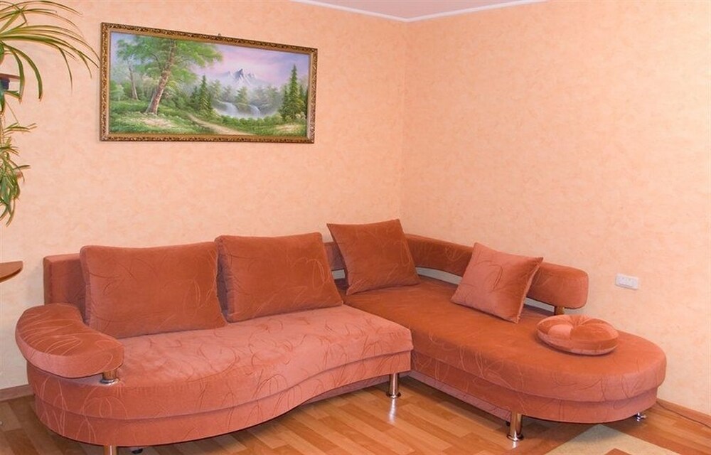 Apartment Megapolis On Koltsovskaya 30A