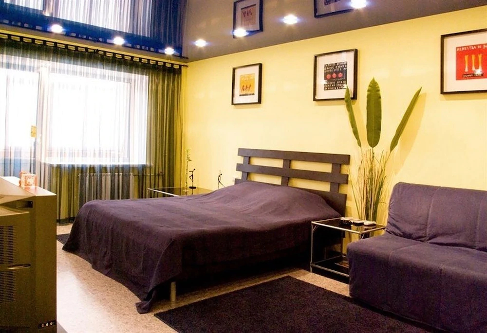 Apartment Megapolis On Koltsovskaya 30A