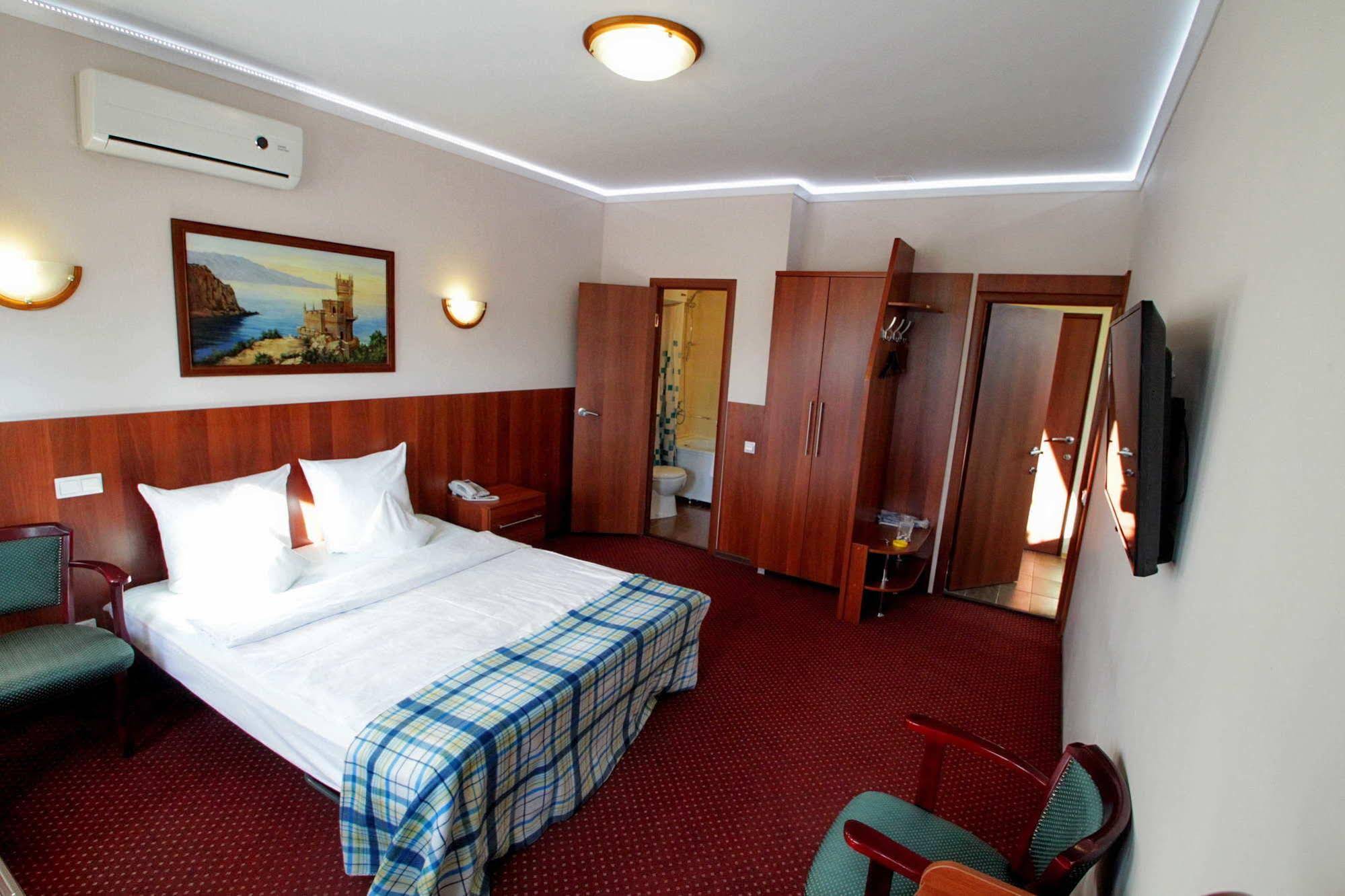 Otel NeChaev