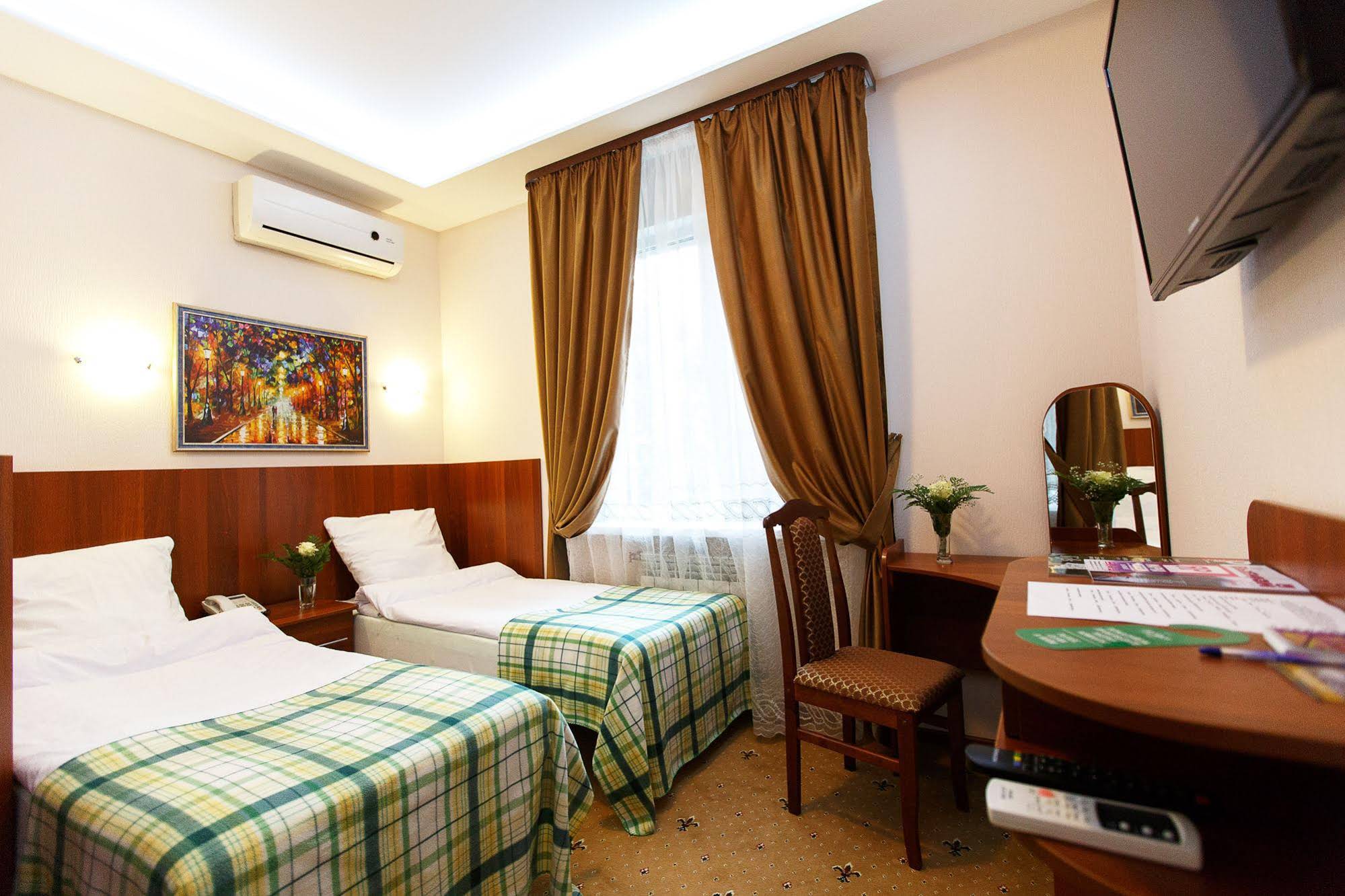 Otel NeChaev