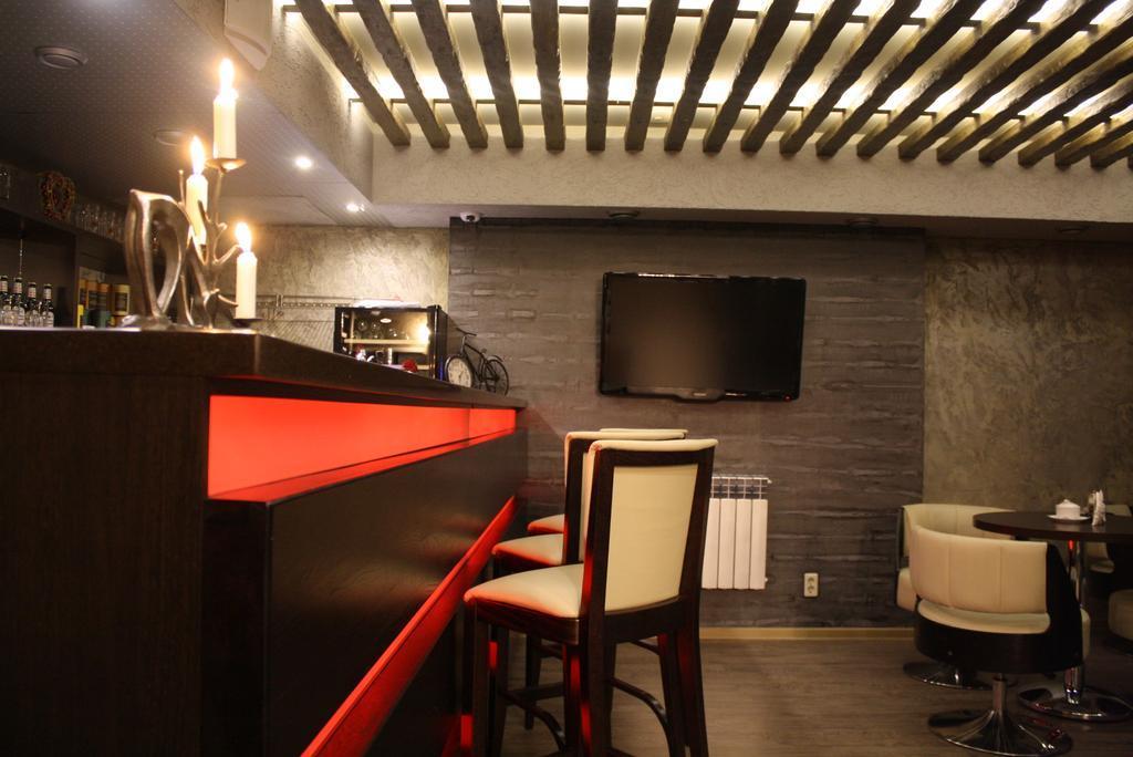 Parade Hotel