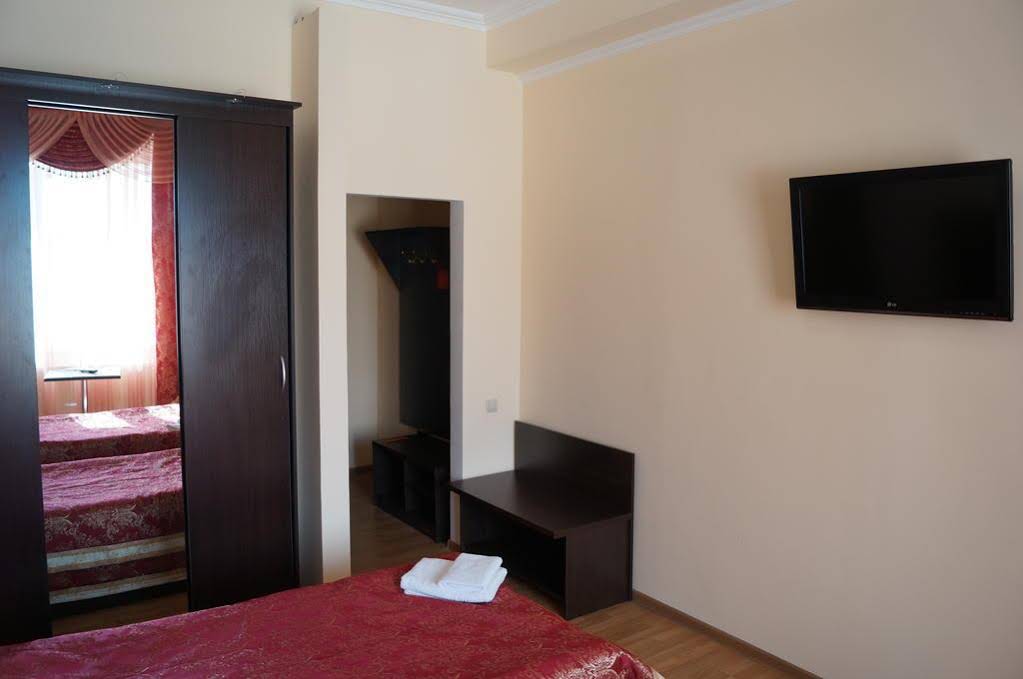 Sairan Hotel