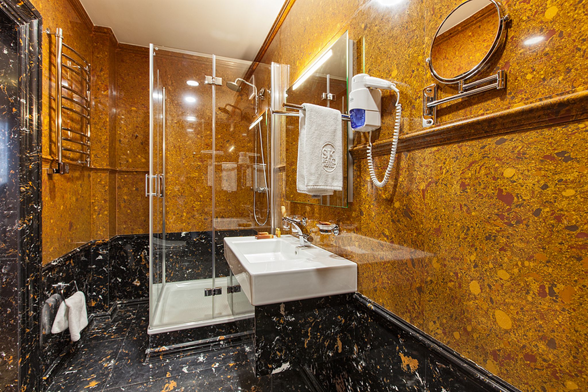 SK Royal Hotel